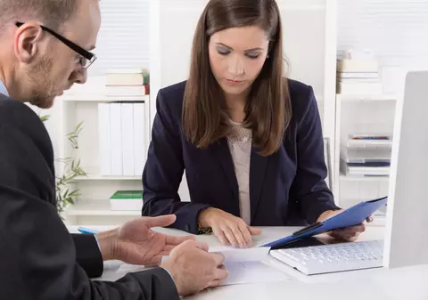 LIBERTATEA TE AJUTĂ: Acționarii de la Sinteza își pot ridica dividendele