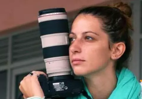 O româncă, fotojurnalist din Cluj în războaiele din Africa, a povestit experiențele trăite: ”Arma era îndreptată spre mine”