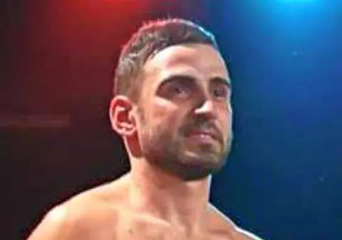 Boxerul Cătălin Paraschiveanu, învins prin decizie tehnică în meci pentru titlul WBC Mediterranean la supermijlocie