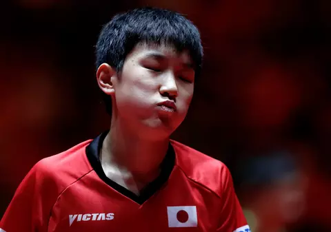 Chinezii au câștigat două titluri la Campionatul Mondial de tenis de masă. Japonezii au luat un aur. Copilul-minune, eliminat în sferturi