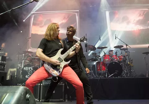 FOTO EXCLUSIV/ Holograf, Iris și Compact s-au întâlnit “Ca pe vremuri”. Show spectaculos la Arenele Romane