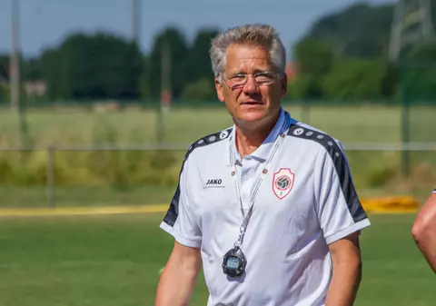 EXCLUSIV. Bölöni pune tunurile pe Burleanu: ”Trebuie să-și facă autocritica. Nu a rezolvat nimic de când este președinte”