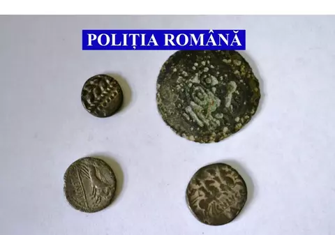 Monede antice, recuperate din Cehia. Obiectele de patrimoniu au fost furate din cetatea dacică Luncani