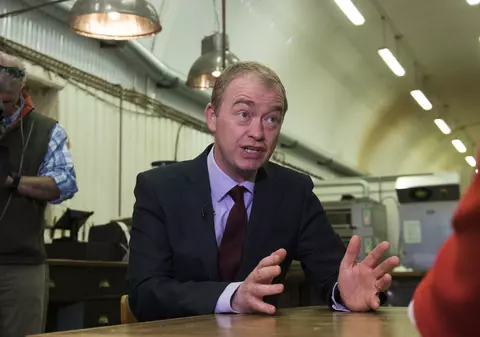 Tim Farron, liderul singurului partid care a vrut anularea Brexitului, a demisionat
