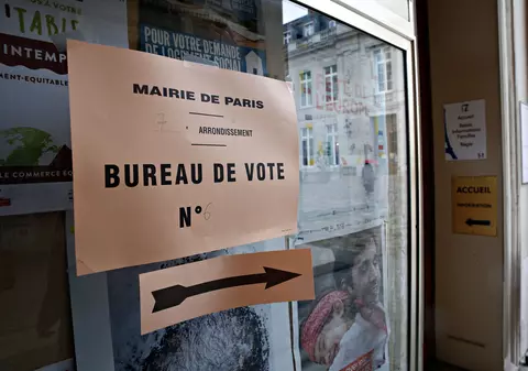 UPDATE | Alegeri parlamentare în Franța – primul tur. Partidul lui Emmanuel Macron se îndreaptă către o victorie zdrobitoare