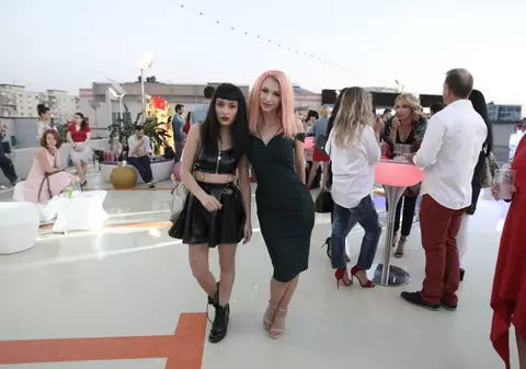 GALERIE FOTO/ Cea mai tare petrecere pe acoperiș a verii: Unica Rooftop Party