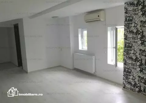 Imobiliare.ro: 3 camere aproape de parcul Carol, 59.500 de euro!