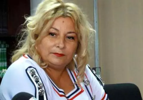 Sentință definitivă: Judecătoarea Carmen Marinescu, opt ani de închisoare cu executare, pentru luare de mită. Ea primise bani, ca să îl elibereze pe Bercea Mondial