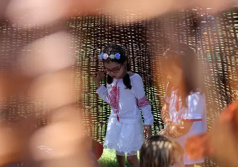 ”Ziua Universală a Iei” a început cu o mai devreme la București, spre bucuria copiilor