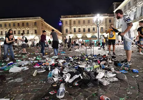 Incidentele de la Torino. O femeie a decedat, după busculada din piaţa San Carlo
