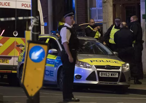 Atentat la Londra. Un român, bucătar în Londra, scene de coșmar: ”Uitați-vă cum i-a tăiat!” | VIDEO