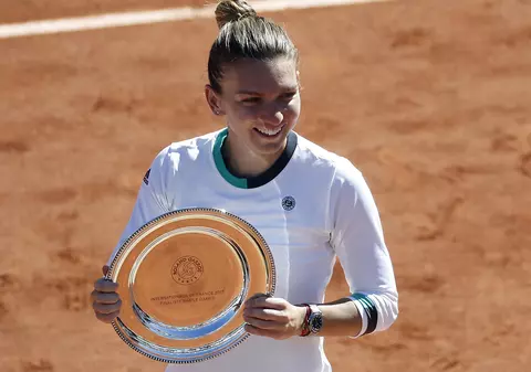 Simona Halep, prima declarație după ce a pierdut finala de la Roland Garros. ”Poate n-am fost gata să câștig”. A uitat de sponsori