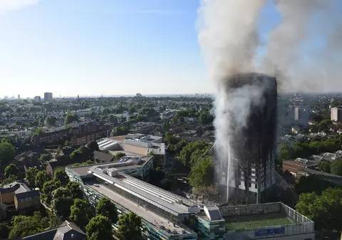 Numărul victimelor incendiului din Londra ar putea depăși 100
