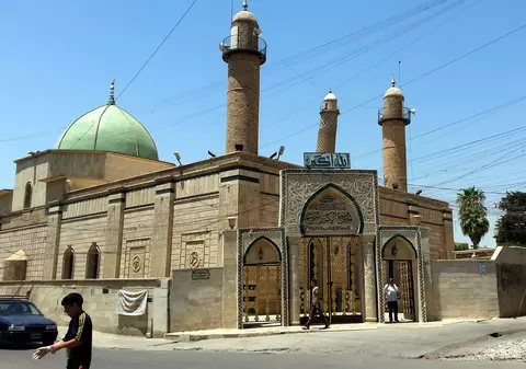 Statul Islamic a aruncat în aer moschea din Mosul de unde liderul organizației a proclamat "califatul"