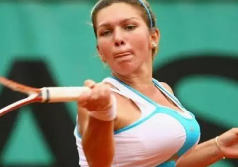 De ce și-a mișcorat sânii Simona Halep. O dezamăgire a determinat-o să ia marea decizie! EXCLUSIV