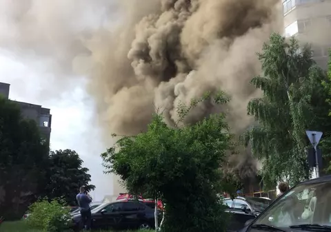 Incendiu în Târgu-Mureş. Un restaurant s-a făcut scrum. Primăria evaluează pagubele