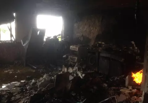 Incendiu devastator în Londra | Primele fotografii din interiorul Grenfell Tower