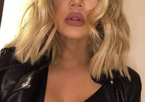 Toată lumea îi zicea că e grasă, însă acum arată demențial. Cum a scăpat Khloe Kardashian de peste 20 de kilograme