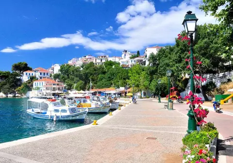 (P) Skiathos Town – o bijuterie arhitecturală