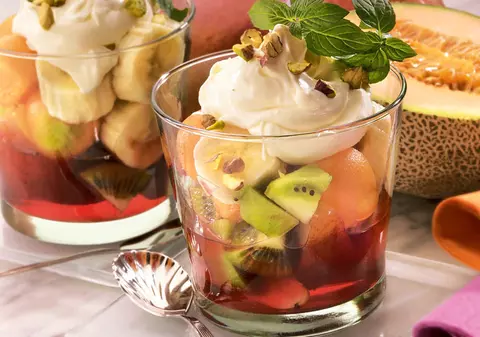 Rețetă: SALATĂ DE FRUCTE CU MASCARPONE