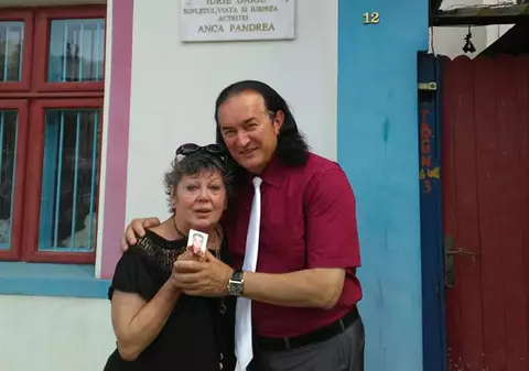 EXCLUSIV | Anca Pandrea a petrecut o vacanță inedită cu Miron Cozma. ”Da, am cerut bani pe la mese!”