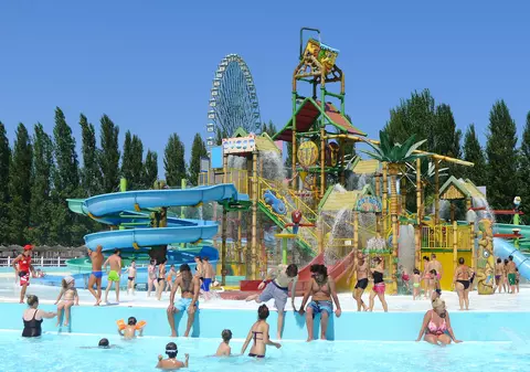 Parcurile acvatice de pe litoral cu acces gratuit pentru copii. Distracție pentru prichindei în Mamaia și Eforie Nord