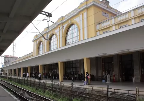 Trenurile care trec prin Gara Ploiești Sud vor avea întârzieri, în perioada 12-26 iunie