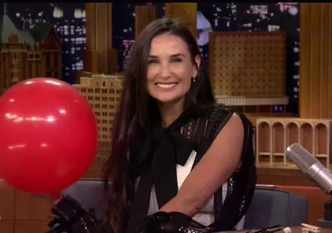 Demi Moore și-a pierdut doi dinți. Ce a pățit actrița | FOTO