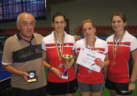 Antrenorul de tenis de masă Aurel Ovanez a făcut infarct și a murit în timp ce urmărea semifinala Halep - Pliskova!