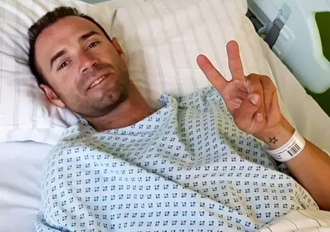 Mesajul ciclistului spaniol Alejandro Valverde după ce s-a operat, în urma accidentării din prima etapă a Turului Franței | FOTO&VIDEO