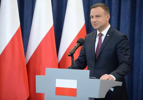 Președintele polonez respinge reforma justiției și respectă voința străzii