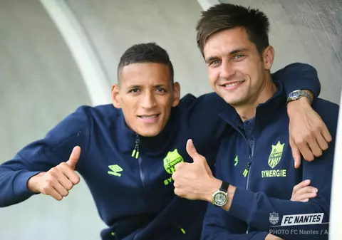 Tătărășanu, portarul turului în Franța în a doua anchetă a presei de specialitate