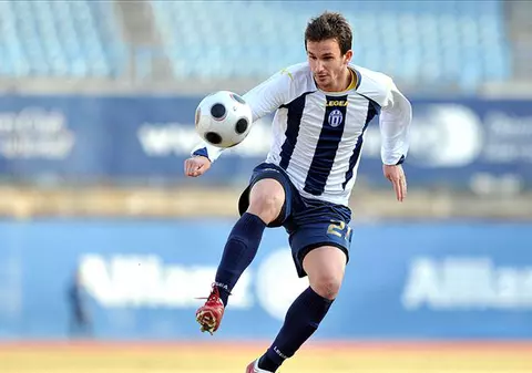 Juventus București a transferat un internațional bosniac. Ivan Sesar întărește mijlocul nou-promovatei