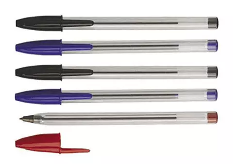 Fotbaliștii români semnează contracte de sute de mii de euro cu pixuri de doi lei. Se întâmplă și la case mai mari / GALERIE FOTO&VIDEO