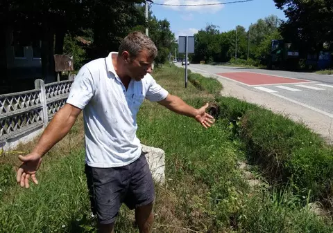 Trăiesc ca-n Evul Mediu în satele de lângă Motru care nu au apă potabilă. Oamenii au însă rețea de apă de 3,5 milioane de euro