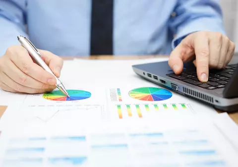 LIBERTATEA TE AJUTĂ: Dividende pentru acționarii de la IAR Brașov