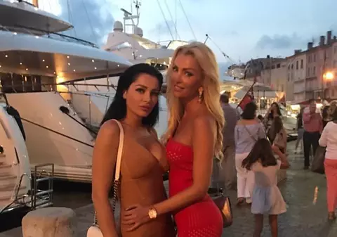 Adevărul despre vacanța lui Brigitte Sfăt la Saint-Tropez. Bruneta a clarificat situația