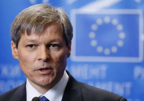 Dacian Cioloș își face partid politic: “Se va desprinde din Platforma România 100“