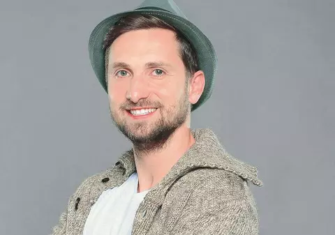 Dani Oțil a făcut publică prima fotografie alături de iubita sa