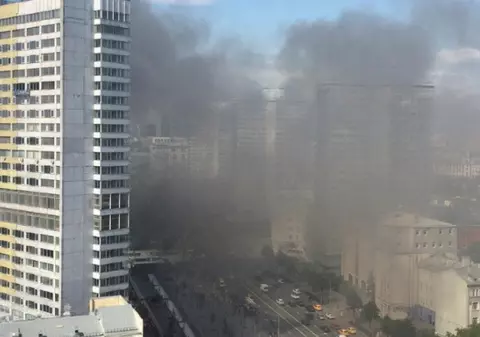 Incendiu în centrul Moscovei. Un zgârie-nori a fost cuprins de flăcări