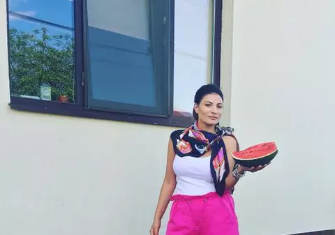 Ioana Ginghină face cură cu pepene. A scăpat rapid de 5 kilograme și de burtică