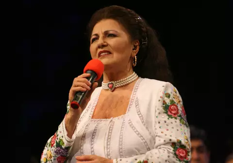 Irina Loghin a apelat la medicul estetician. Interpreta de muzică populară a făcut mărturisiri