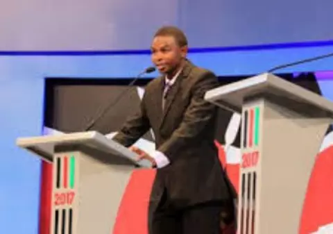 Un candidat a "dezbătut" singur timp de o oră. Rivalii săi politici nu s-au prezentat la emisiunea televizată