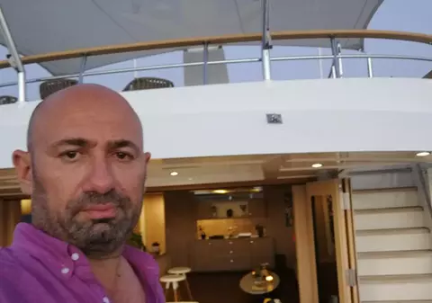 Chef Cătălin Scărlătescu renunță la bucătărie pentru sailing