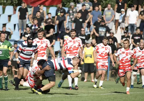 Superliga de rugby 2017 începe sâmbătă. Baia Mare a trecut de U Cluj, remiză la București. Steaua a bătut Dinamo / FOTO