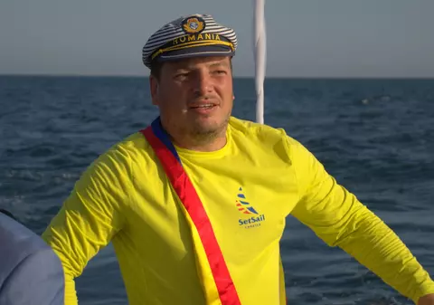 El este ”Primarul Mării Negre“!  Povestea unui avocat specializat în divorțuri care acum oficiază căsătorii pe mare