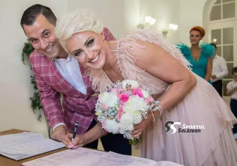 Ramona Farcău s-a căsătorit la o săptămână după meciul de retragere. Fosta handbalistă pune bazele unui club sportiv