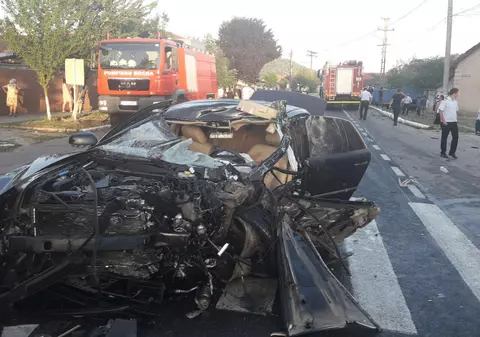 UPDATE. Grav accident în Caraș-Severin. A fost activat planul roșu de intervenție