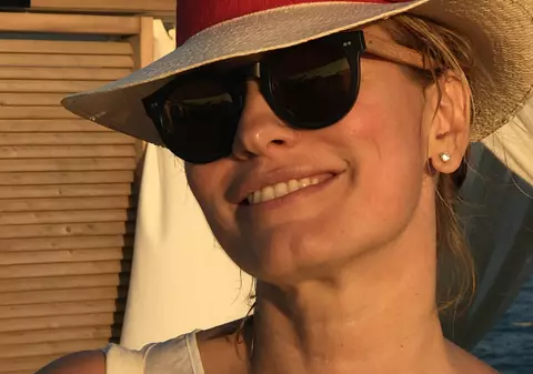 Andreea Esca se află în vacanţă de trei zile şi le-a mărturisit tuturor în ce stare este. “Îmi curg lacrimile şiroaie”