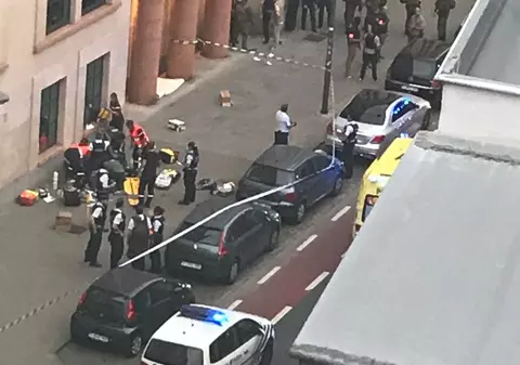 Atac terorist la Bruxelles | Un bărbat a atacat mai mulți militari cu o macetă
